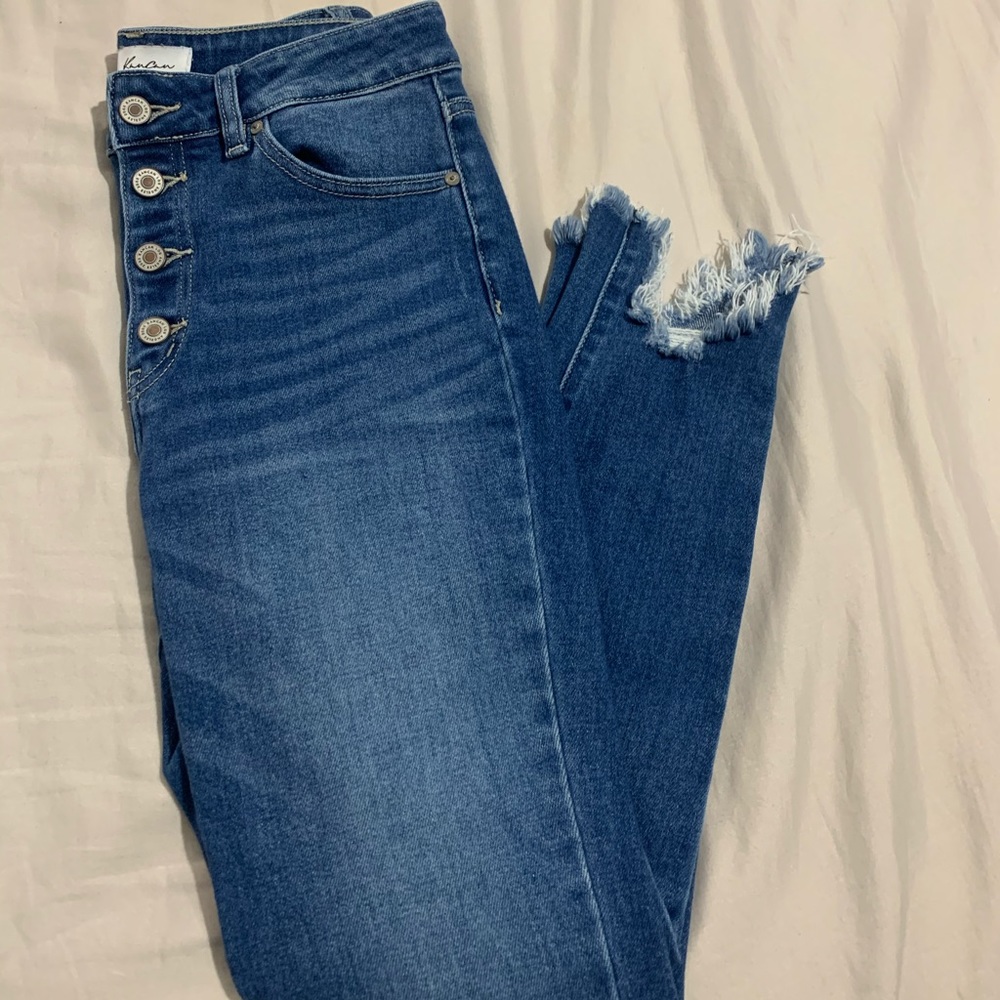 KanCan jeans size 9/28
